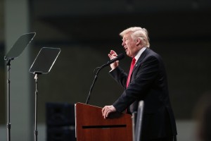 Campaign_2016_Trump-09e5a-1425